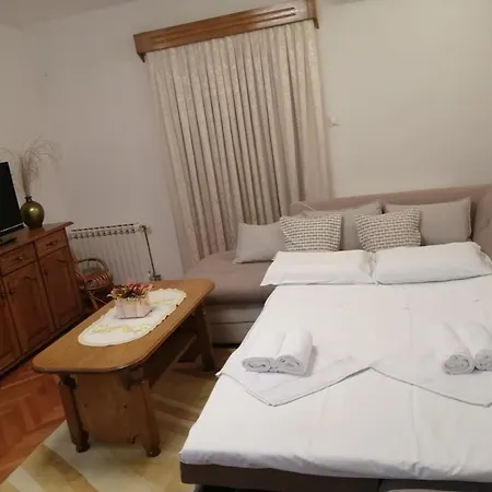 Harmonija - Trn, Banjaluka Apartment *